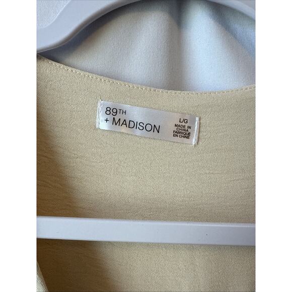 89th & Madison NWT Women's L Chic Cream Button Front Flutter Sleeve Hi Lo Blouse - Picture 4 of 10